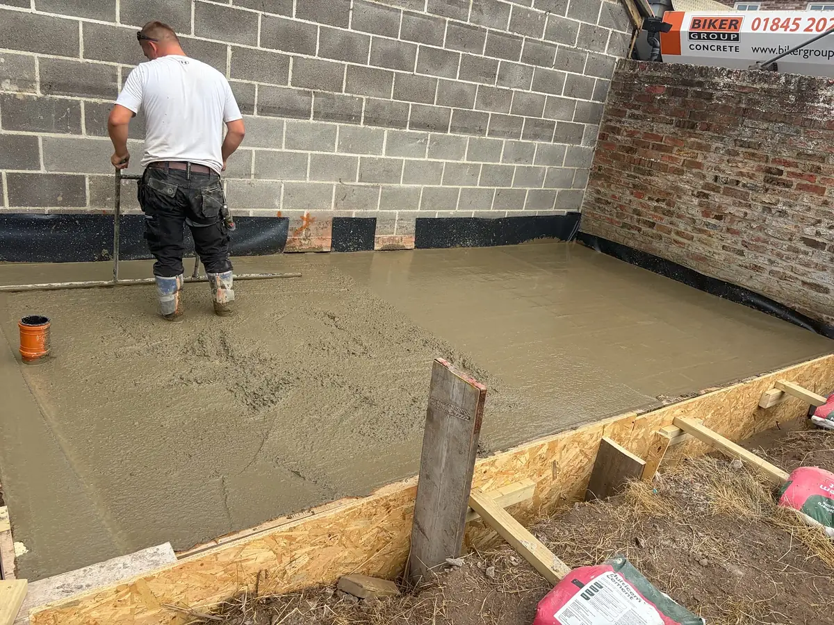 Levelling a new concrete floor